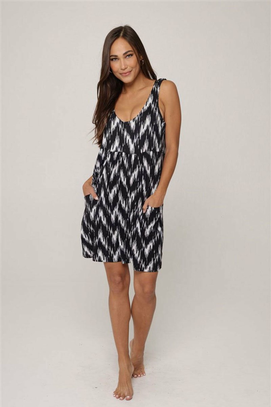 Clothing * | Bargain Sale J.Valdi: Plus Midnight Shore Deep Pocket Tank Dress Blk/Ivry